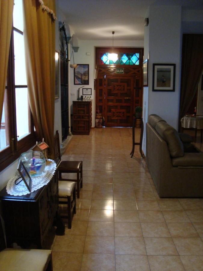 Pensión Durán 2*